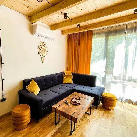 Lesne Zacisze Chalé Iwkowa