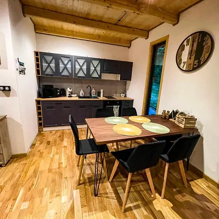 Chalet Lesne Zacisze Iwkowa